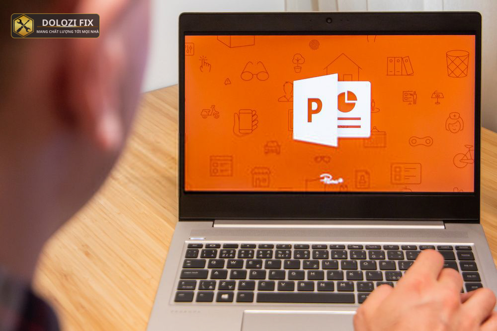 Lưu ý an toàn khi dùng laptop Lưu ý an toàn khi dùng laptop