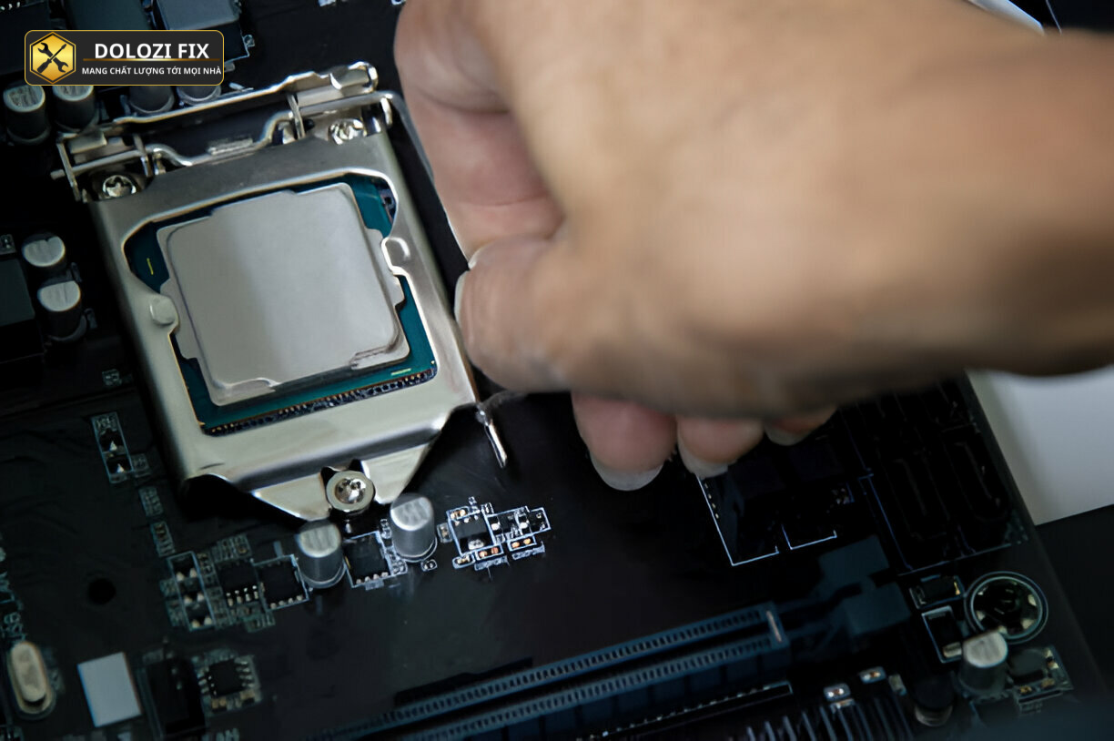 Keo Tản Nhiệt Dạng Lỏng (Liquid Metal) Keo Tản Nhiệt Dạng Lỏng (Liquid Metal)